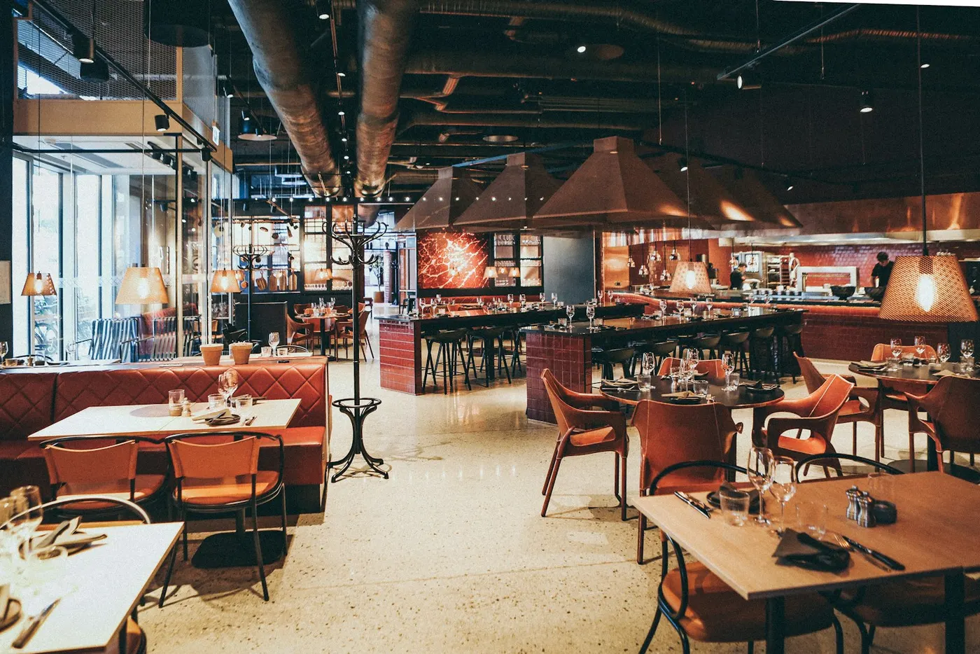 Restaurangbrigad i arbete